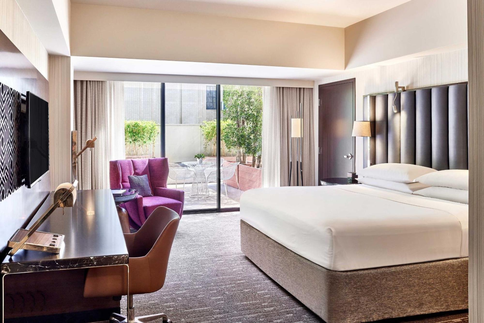 Sheraton Grand Лос Анджелис Екстериор снимка