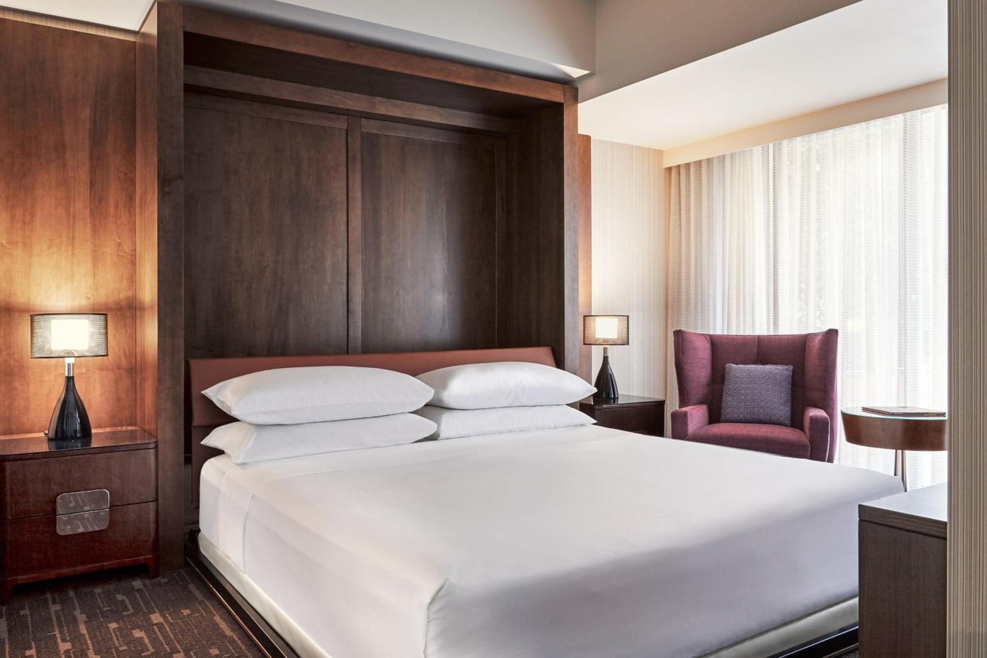 Sheraton Grand Лос Анджелис Екстериор снимка