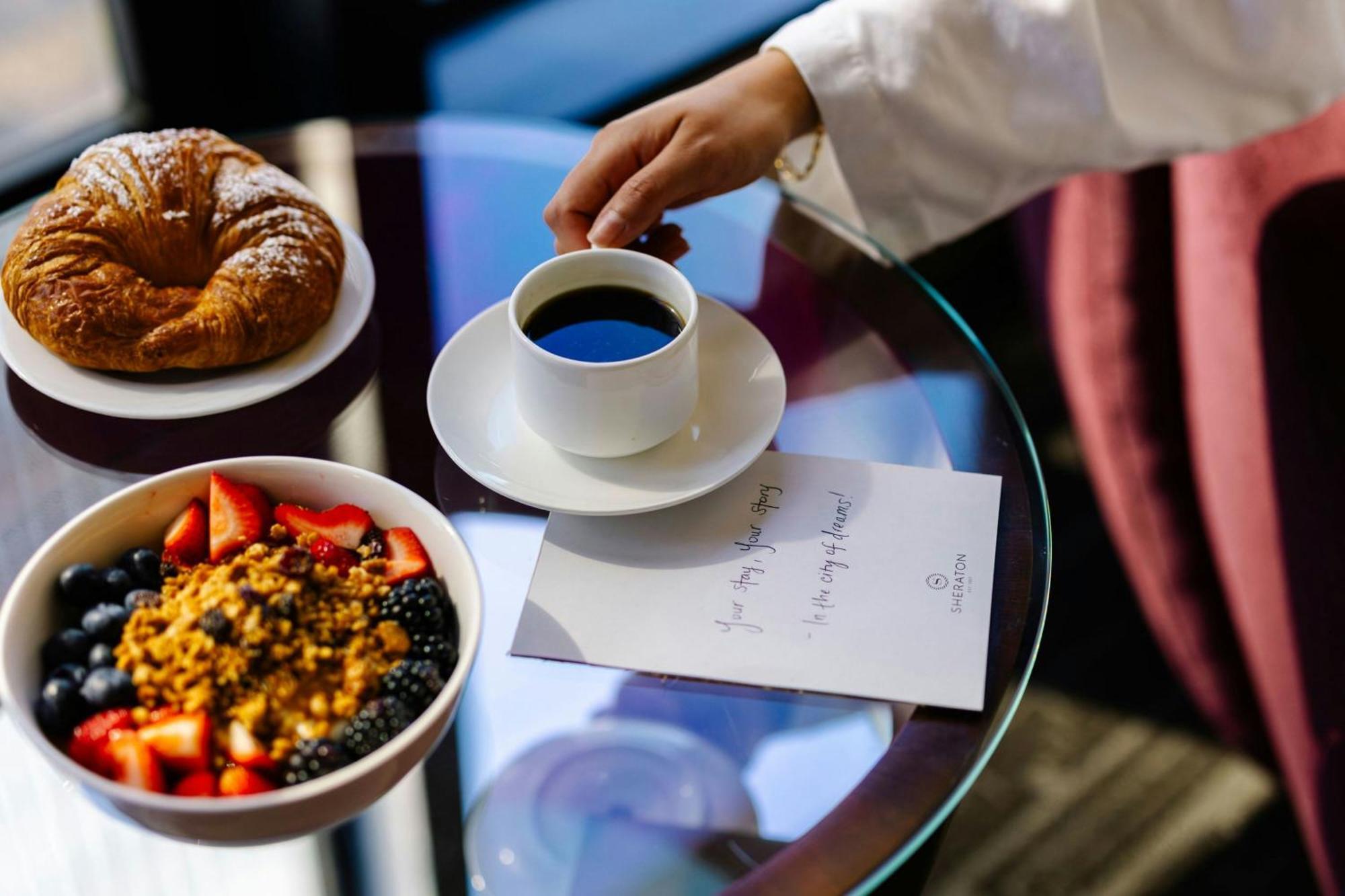 Sheraton Grand Лос Анджелис Екстериор снимка